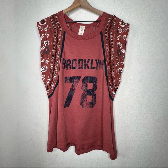 Free People We The Free Summer Nights Brooklyn Tee, size S NWT - Picture 2 of 5